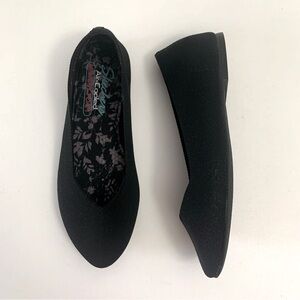 Skechers Women's Black Knit Ballet Flats ~ 6